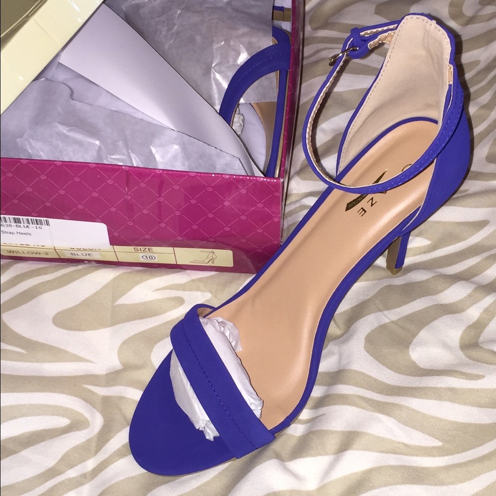 Glaze Women's Blue Sandals